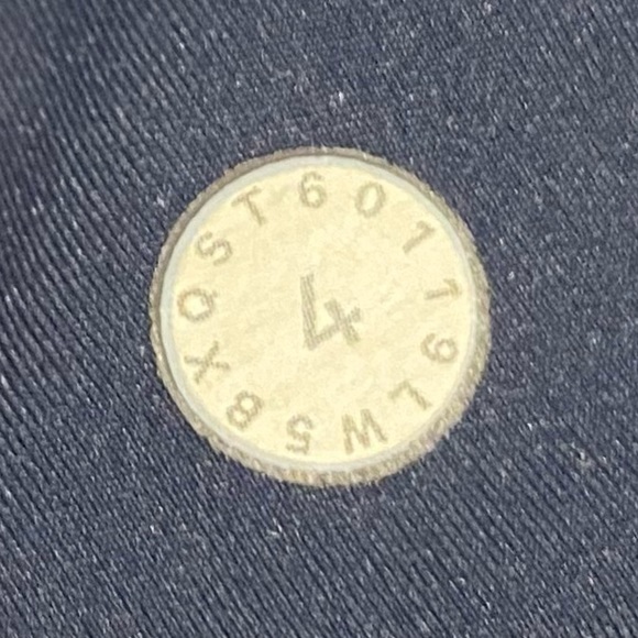 Lululemon Navy Leggings Size 4 - Picture 6 of 6